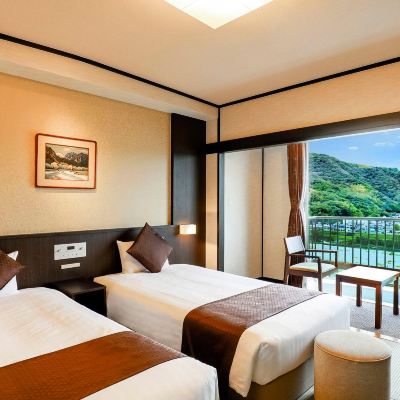 和風ツインルームB（トイレ付）（禁煙） かんぽの宿 伊野 クーポン