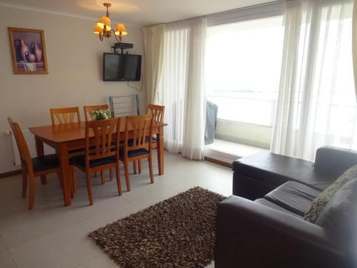 Resort Urbano Laguna del Mar Two-Bedroom Apartment With Sea View 4th Floor