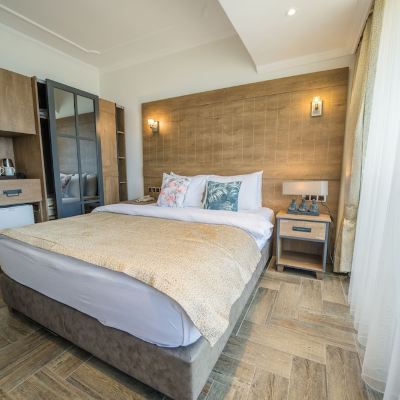 Standard Double or Twin Room with Side Sea View