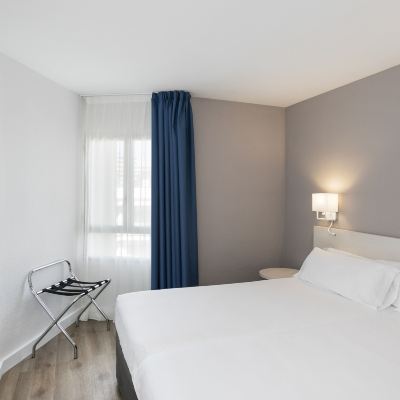 One-Bedroom Apartment (2 Adults + 2 Children) Sol Timor Apartamentos Promo Code