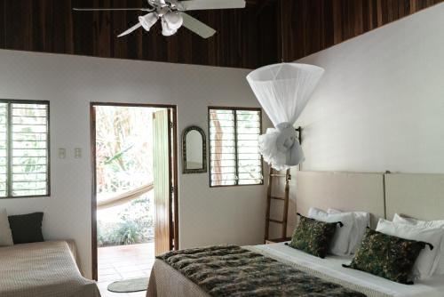 三人房（带独立浴室）