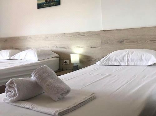 带阳台的三人房