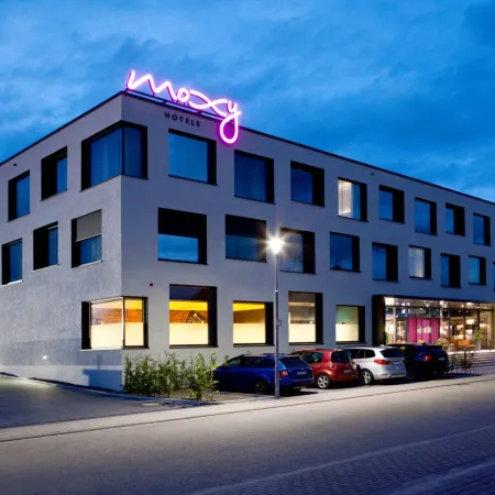 Moxy Rust Отели в г. Руст