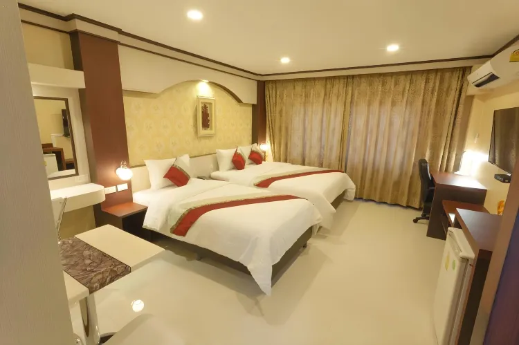 Premier Twin Room, Bathtub