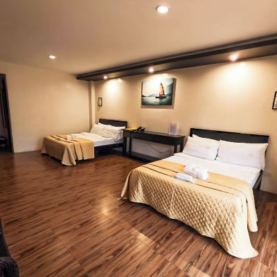 Rosas Room A&A Garden Suites Promo Code