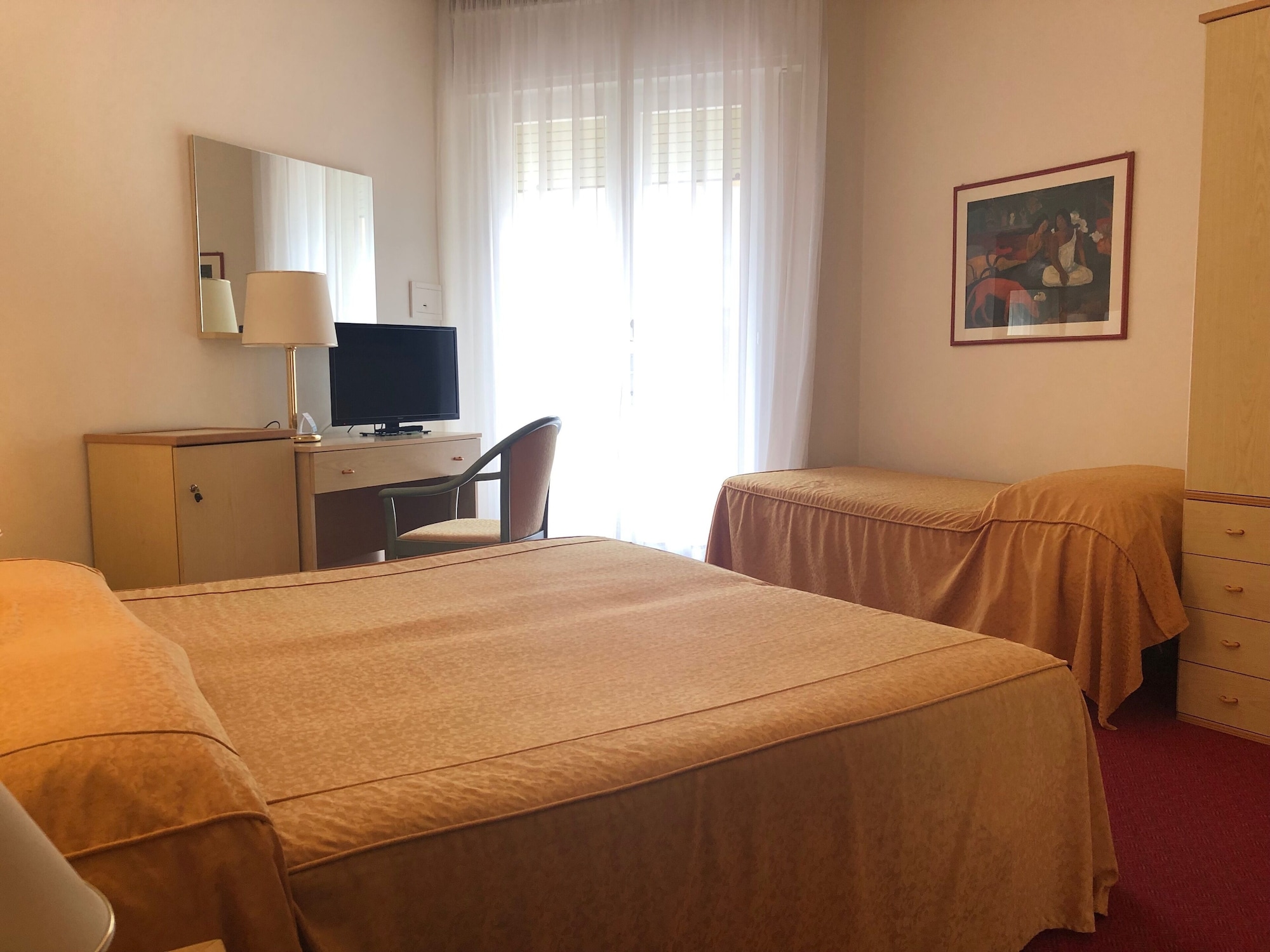 部分海景三人间