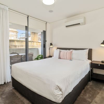 Suite, Non Smoking, City View (Balcony, 1 Queen Bed & 2 Twin Beds) Terminus Apartment Hotel, Ascend Hotel Collection Promo Code