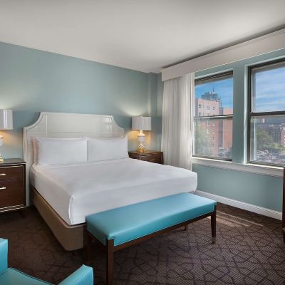 One-Bedroom King Suite With Accessible Roll-in Shower The Chase Park Plaza Royal Sonesta St. Louis Promo Code