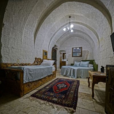 標準三人房 假日洞穴酒店優惠