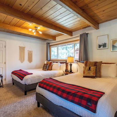 Studio Family Premium Grand Pine Cabins Promo Code