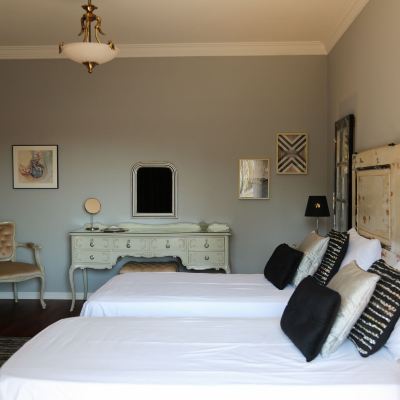 Suite Cinfaes Paradise Suites Promo Code