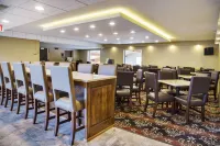 Grand Oaks Hotel