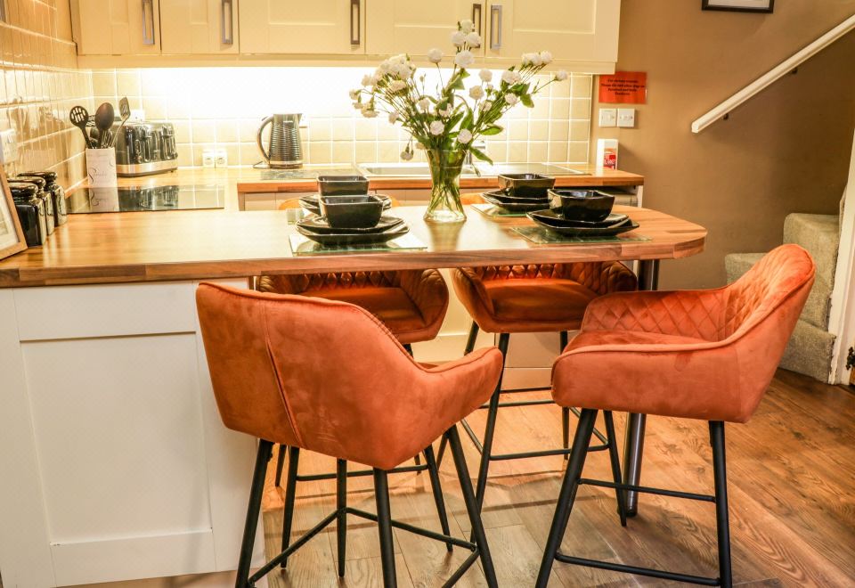 Black Gem CottageCottage