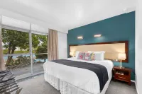 Tides Hotel Hotel a 