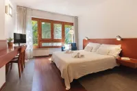 Marbela Apartments & Suites