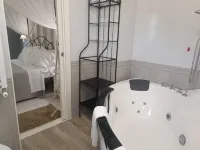 蒂亞雷民宿
