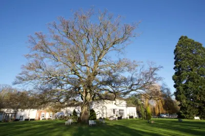 Wrexham Llyndir Hotel by Belvilla Hotels in 