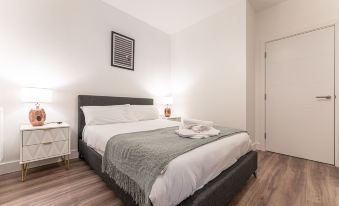 Luxurious Studio Apartment - NEC BHX Solihull - Housity