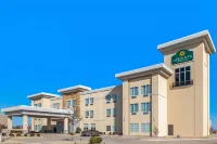 La Quinta Inn & Suites by Wyndham Weatherford OK Hotels in 