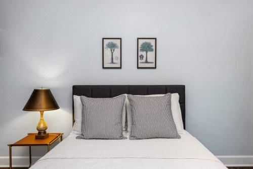 Secluded 4Br Spanish Oasis in the Heart of LaFour-Bedroom House