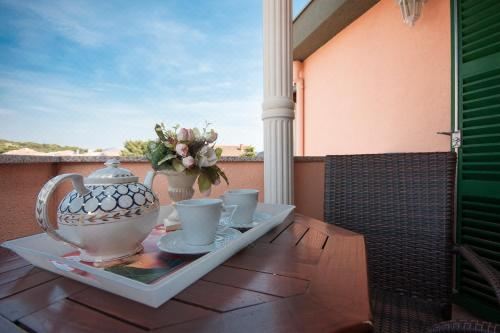 Villa Rosa One-Bedroom Apartment