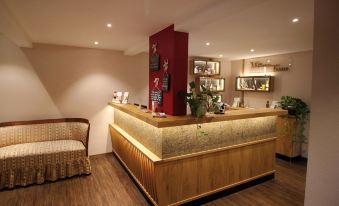Hotel am Haslinger Hof - Housity