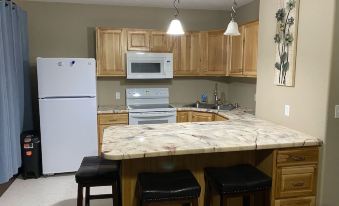 Burge Hotel - Housity