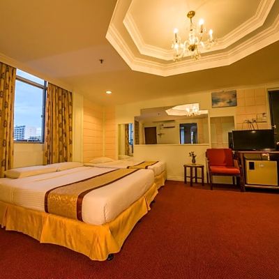 Suite Keluarga Merokok Kupon Miri Hotel