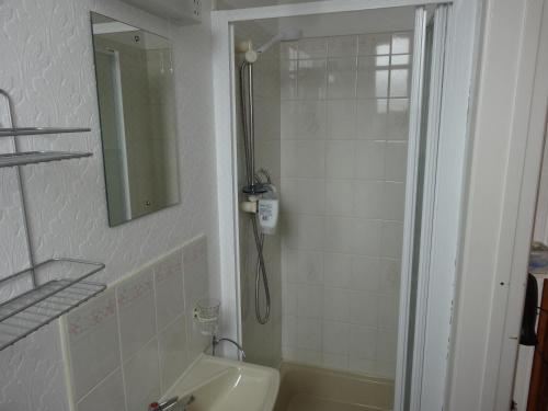 The WinchesterTwin Room