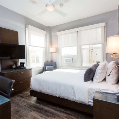 1張大床，禁煙，高速互聯網接入，豪華傢俱 貝斯特韋斯特優質精選聯合廣場卡特賴特酒店優惠