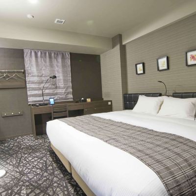 幅240cmベッドX1[ハリウッドツインルーム]禁煙 リリーフプレミアム羽田 クーポン