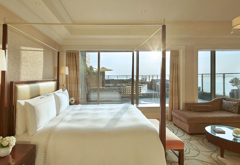 Fairmont Yangcheng Lake KunshanPresidential Suite