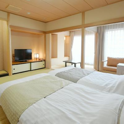 C Type Japanese Modern Guest Room 12.5 Tatami~ + Wide Veranda Simmons Bed[Standard][Japanese Room][Non-Smoking][No View] Hanasuishou Promo Code