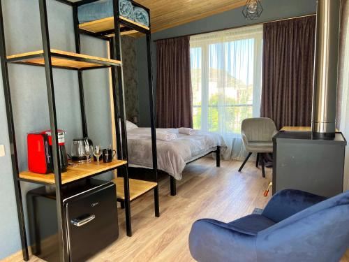 带露台一室公寓