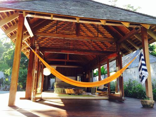 两卧室别墅带私人泳池