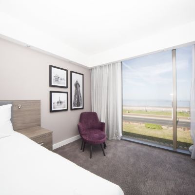 Accessible Queen Room-Non-Smoking Hampton by Hilton Blackpool Promo Code