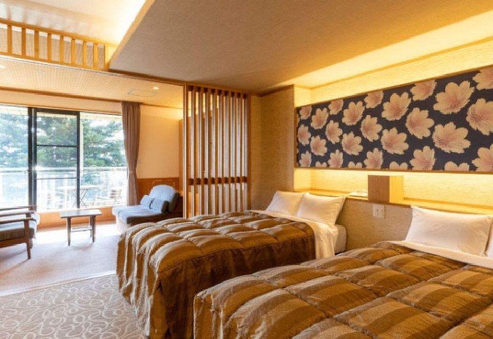 主楼双床带浴室，花园景观