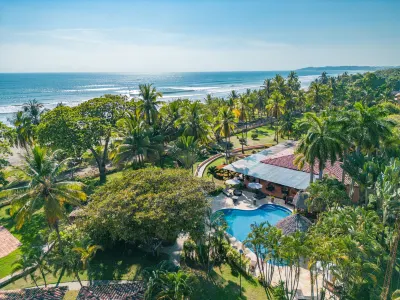 Sunset del Mar Beach Resort Hoteles en 