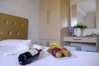 Phidias Hotel