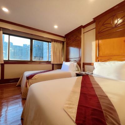 Standard Twin Room The Promenade Promo Code