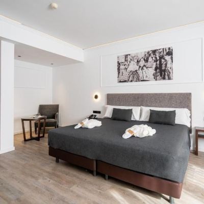 Junior Room Hotel Conqueridor Promo Code