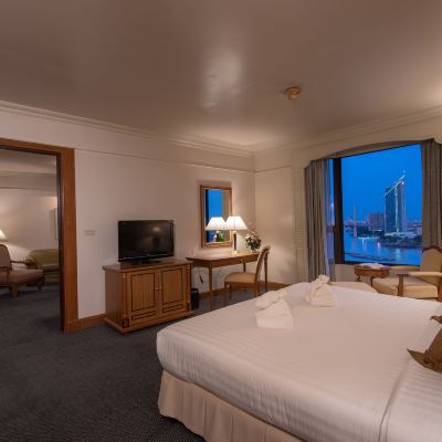 Family Suite Riverview Montien Riverside Hotel (SHA Extra Plus) Promo Code