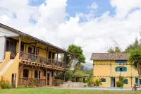 Hostería Colibri Aeropuerto Hotels in 