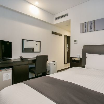 シモンズセミダブル(ベッド幅130cm×1台 禁煙) マースガーデンホテル博多 クーポン