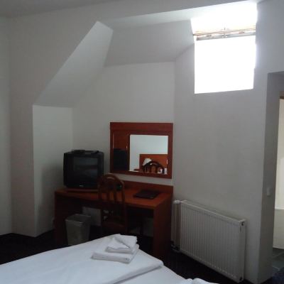 經濟雙人房（5樓，電梯至4樓） 選帝侯大街城市酒店優惠