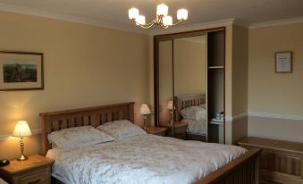 Hillview Park - Housity
