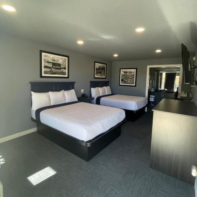 Deluxe Double Room Interstate Inn Promo Code