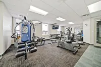 Guest House Inn & Suites
