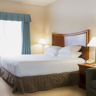 Standard King Room Red Lion Inn & Suites McMinnville Promo Code