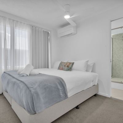 Seamist-3 Bedroom Ocean View-Property Adjacent Rolling Surf Resort Promo Code